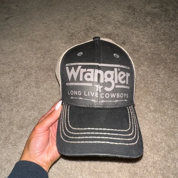 Wrangler Black and Tan Logo Cap - Picture 2 of 3